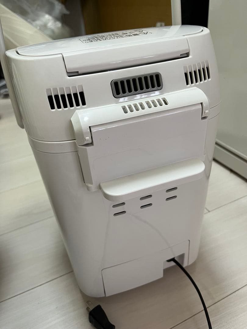 Panasonicホームベーカリー SD-SB4-W 2022年製　パナソニック