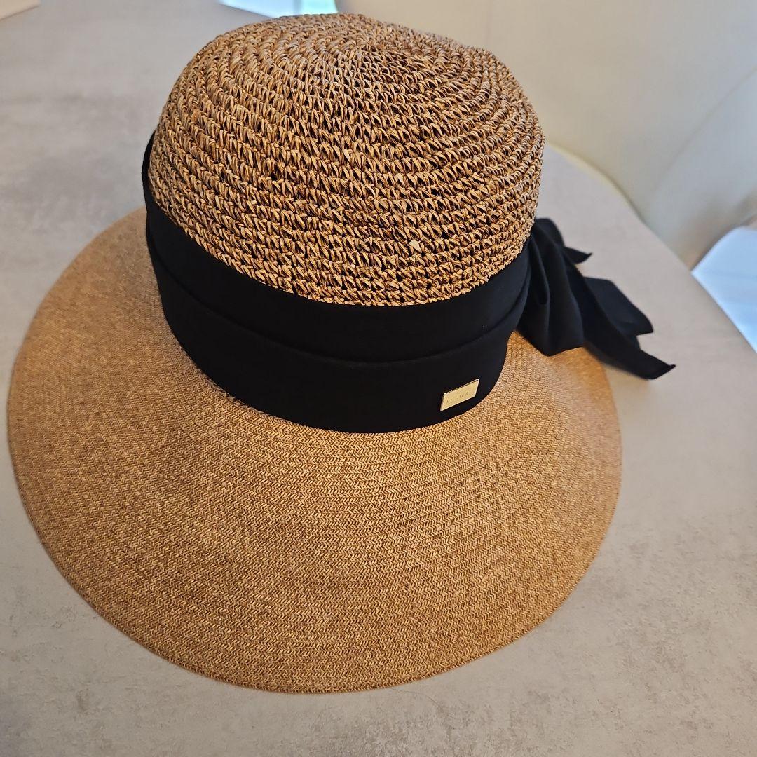 【新品】BICHERIE　ビシェリ　100%遮光　麦わら帽子　ハットリボンつば広