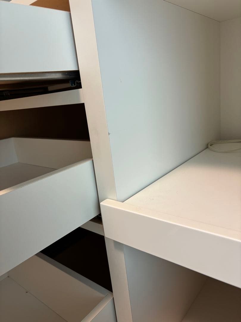 ニトリ　ホワイト スライド扉 食器棚