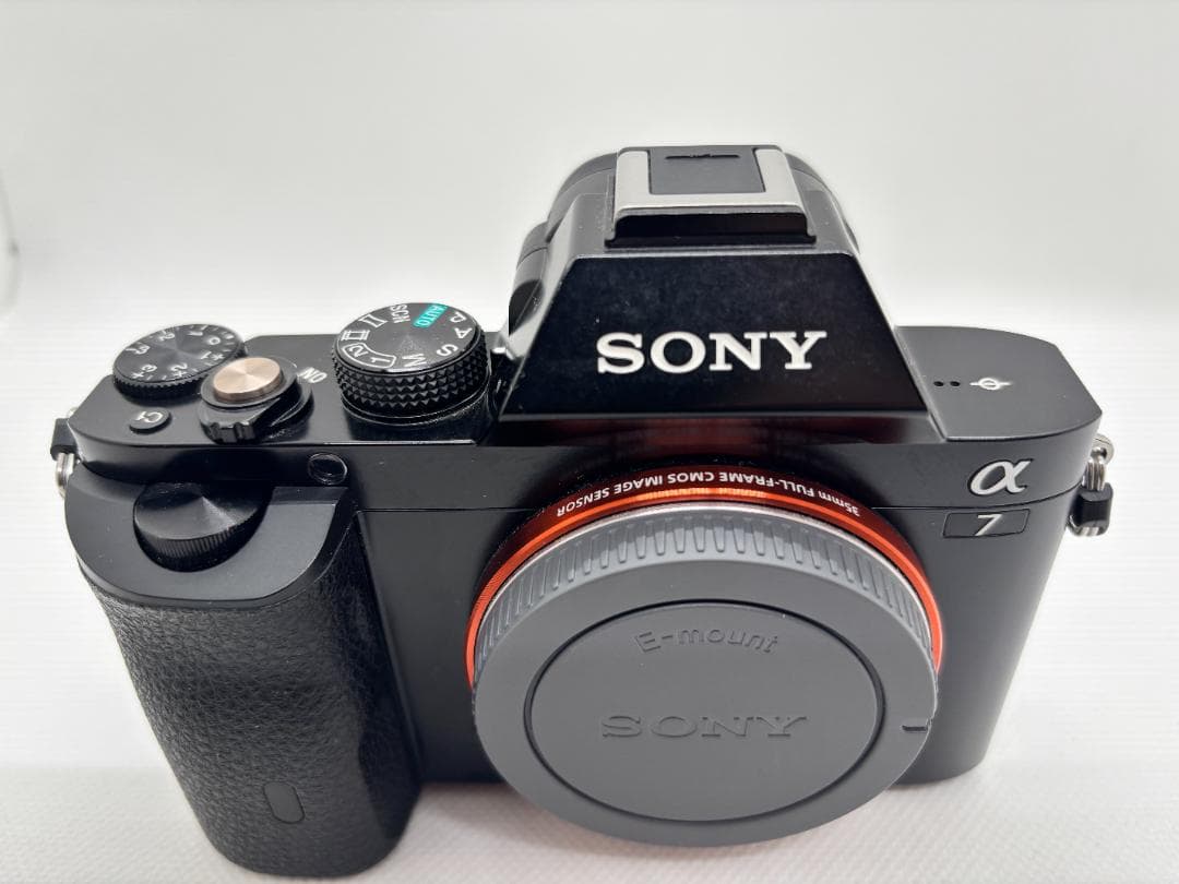 【ショット数わずか1099枚：ソニー SONY α7 初代史上最軽量モデル】
