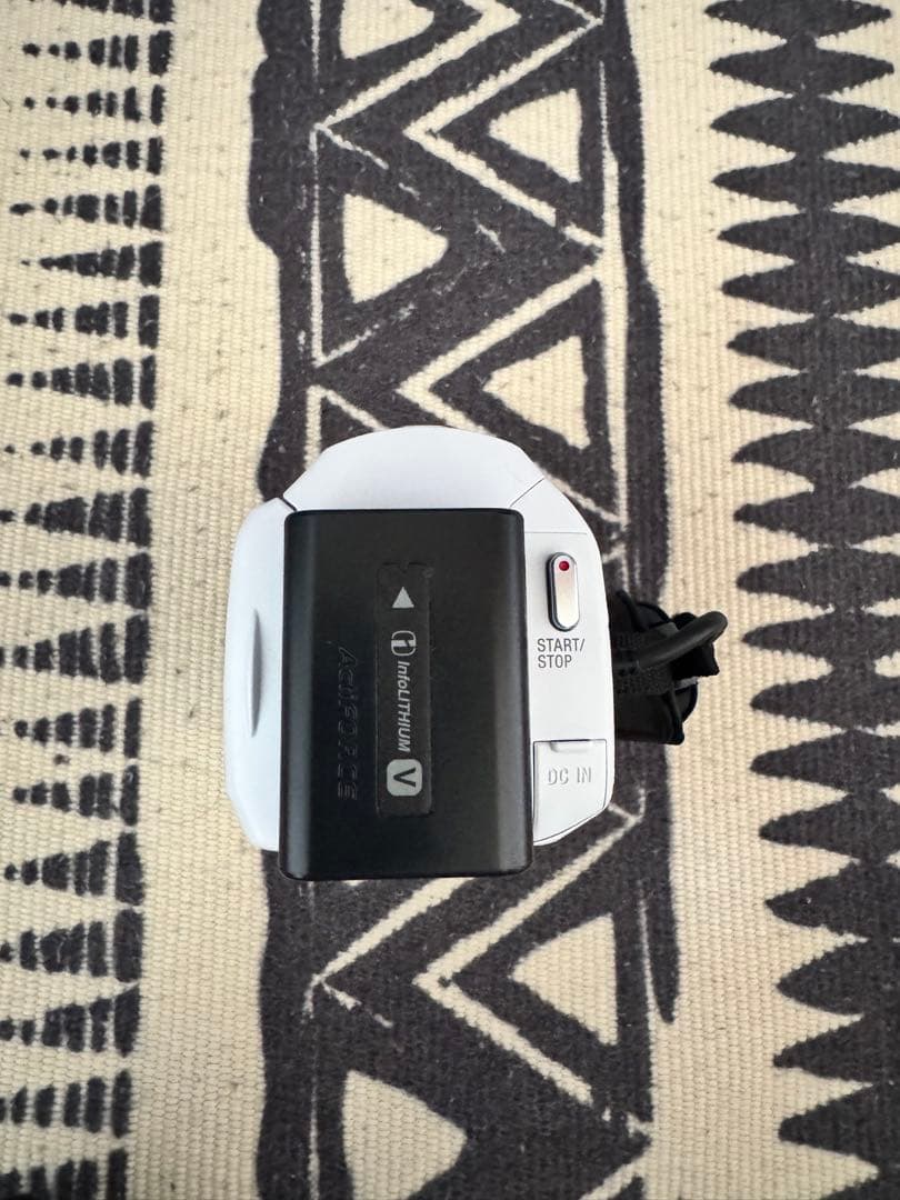 「美品」SONY ハンディカム HDR-CX680