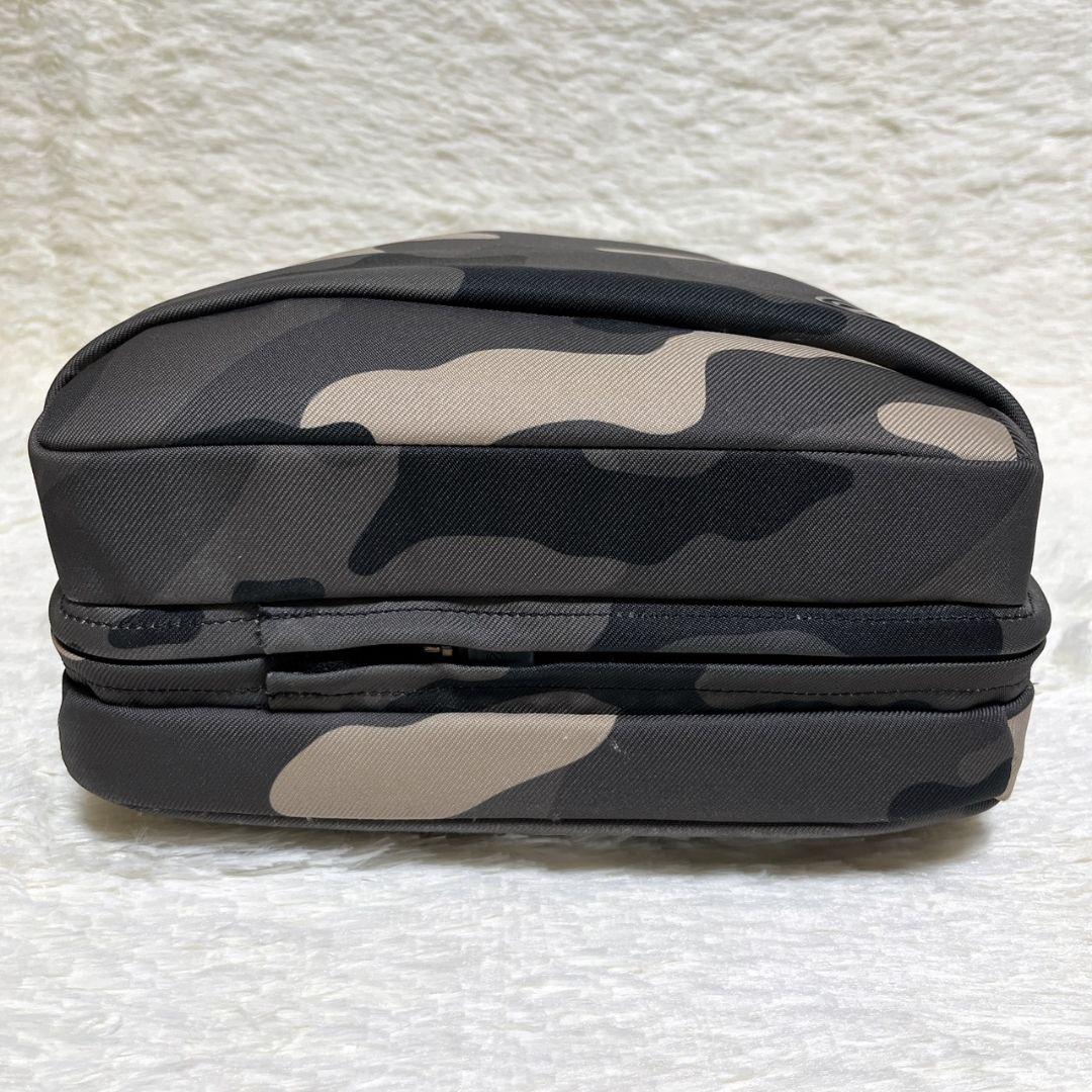 ​【本日限定価格】 コールハーン ゼログランド 2in1 バックパック 迷彩