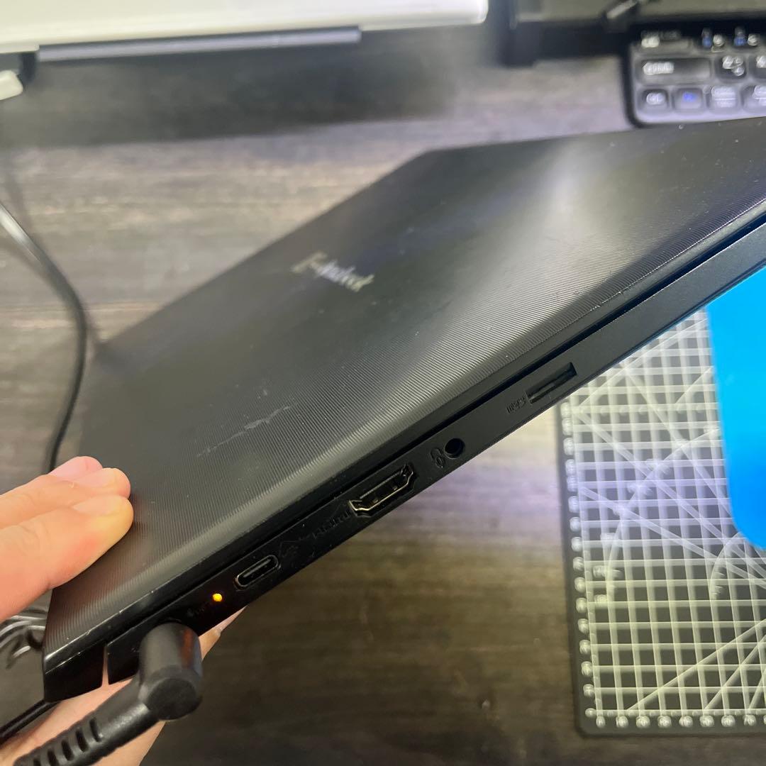 Windowsノート本体 dynabook S73/FR(i7 10th 16GB 500GB)