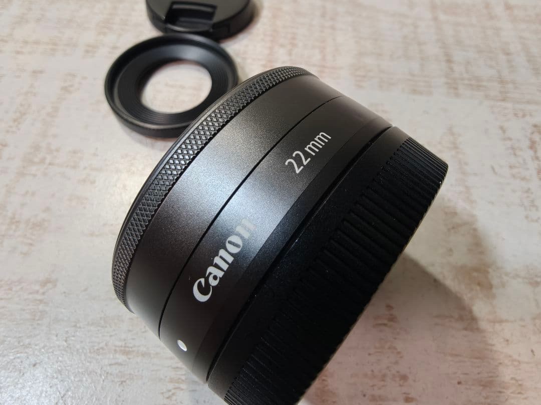 Canon EF-M 22mm f/2 STM レンズ