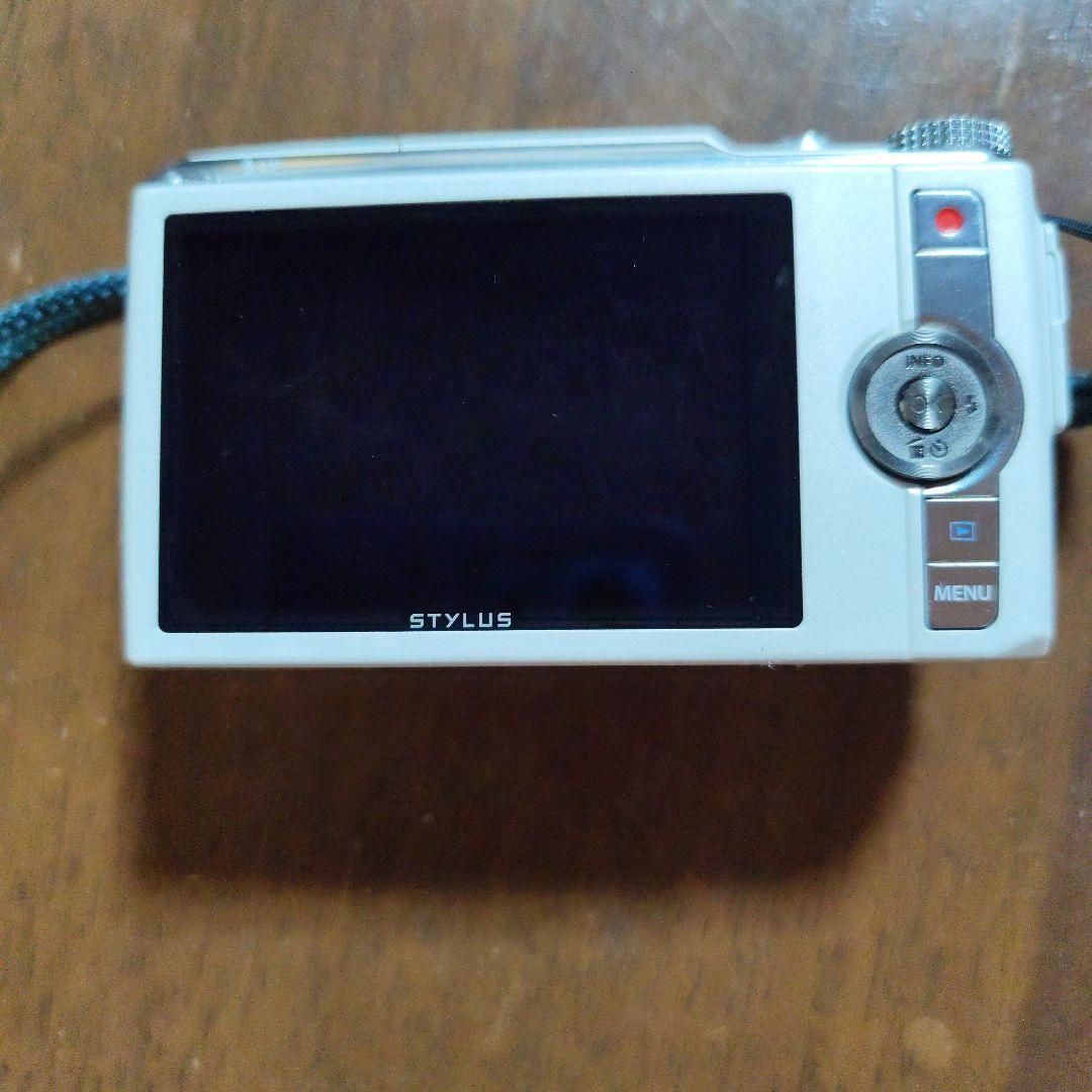 オリンパス　STYLUS SH-60　SDカード付き