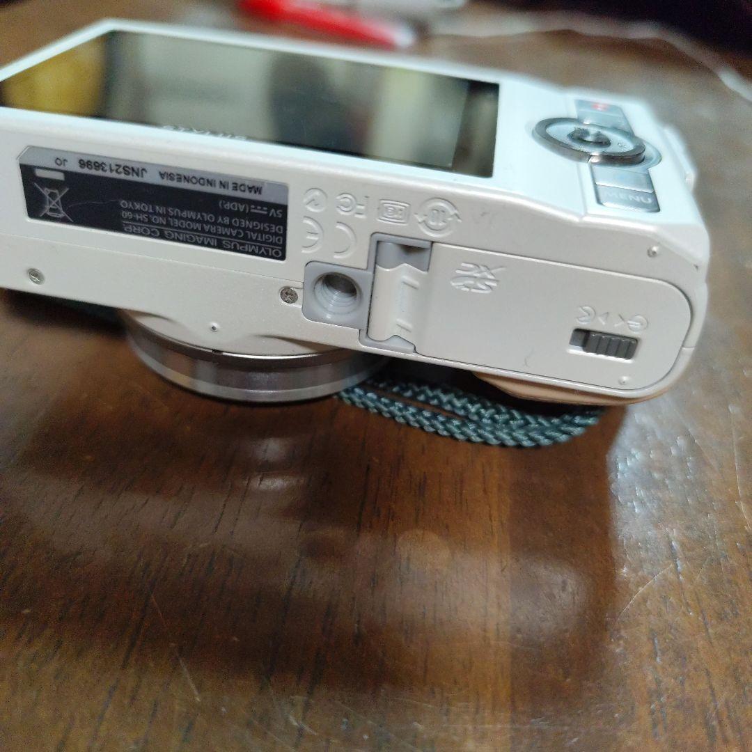オリンパス　STYLUS SH-60　SDカード付き