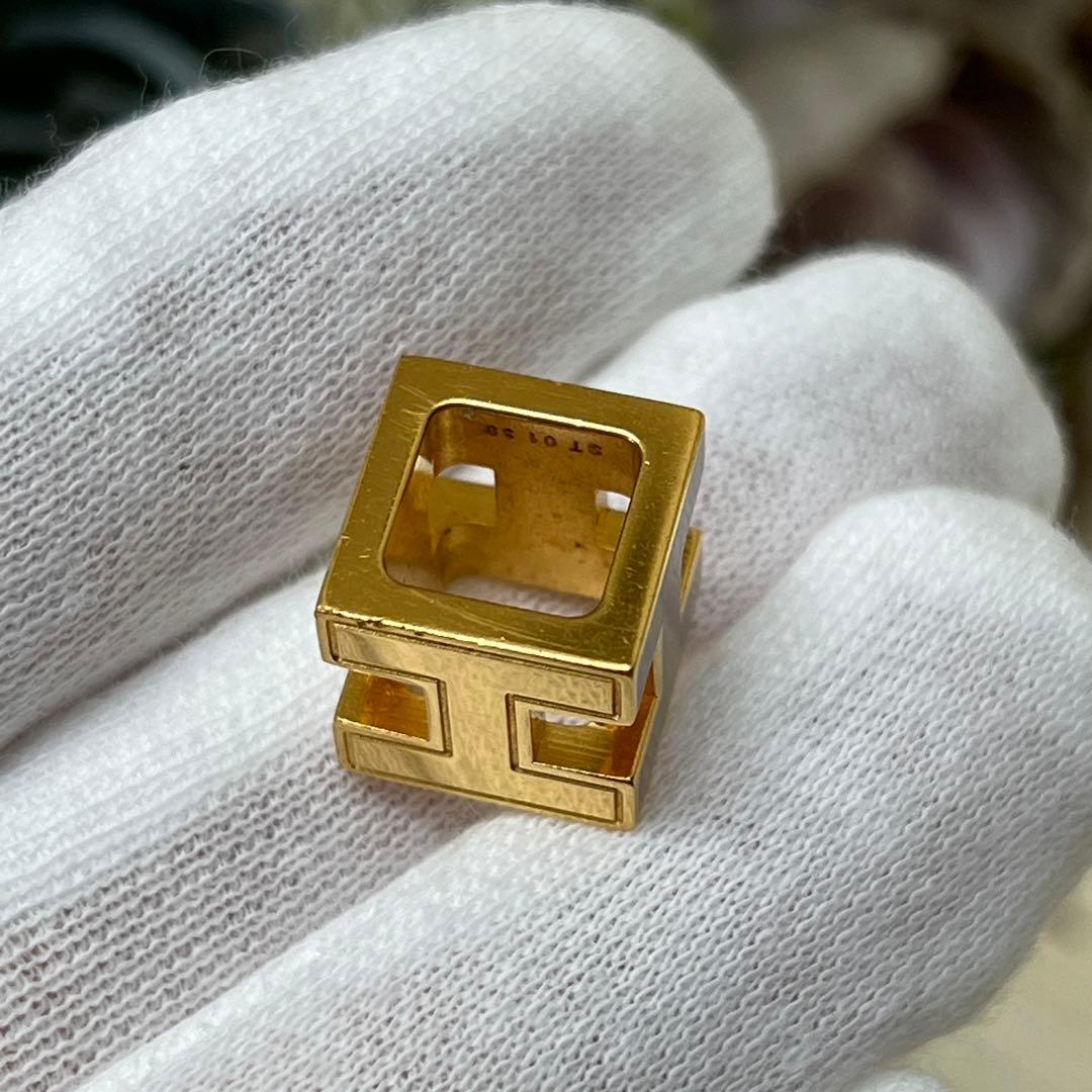 エルメス カージュドアッシュ Hキューブ アイボリー ゴールド ペンダントトップ