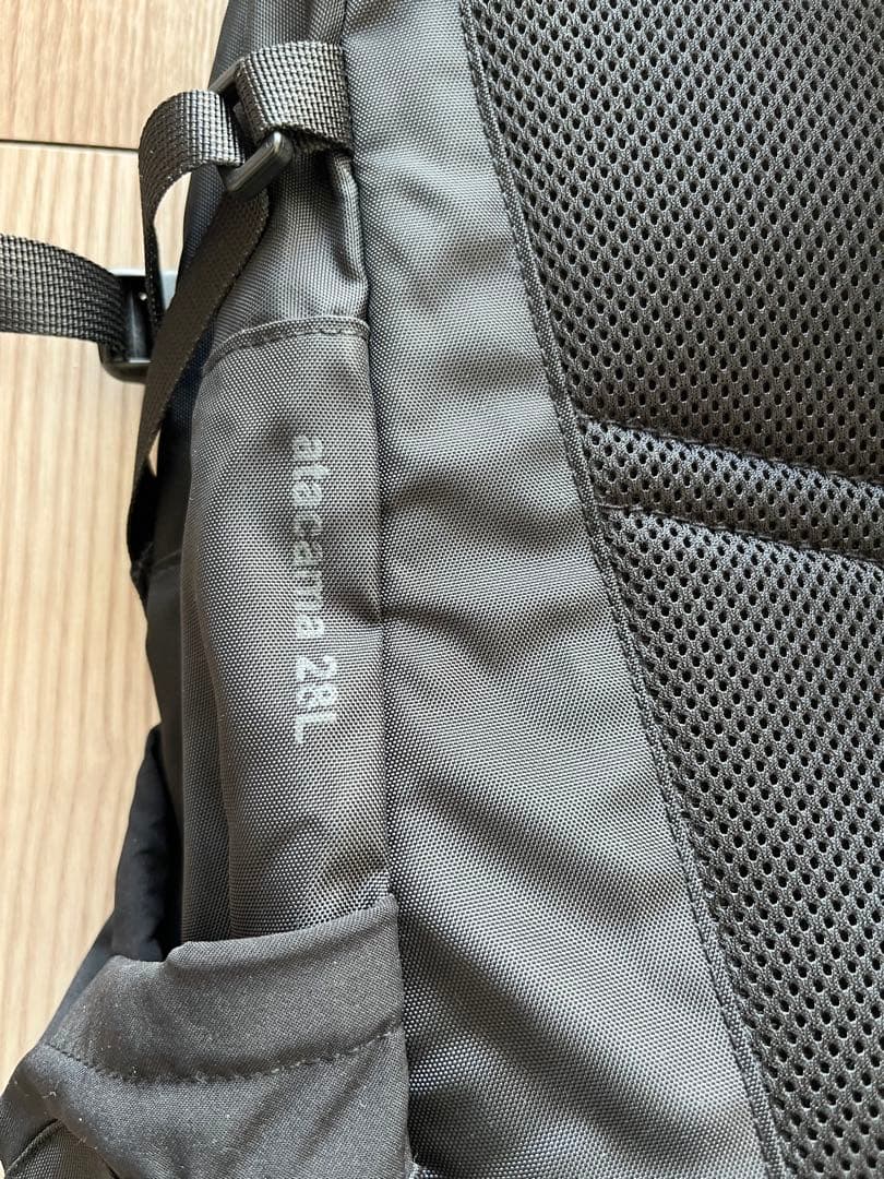 patagonia atacama 28L ブラック