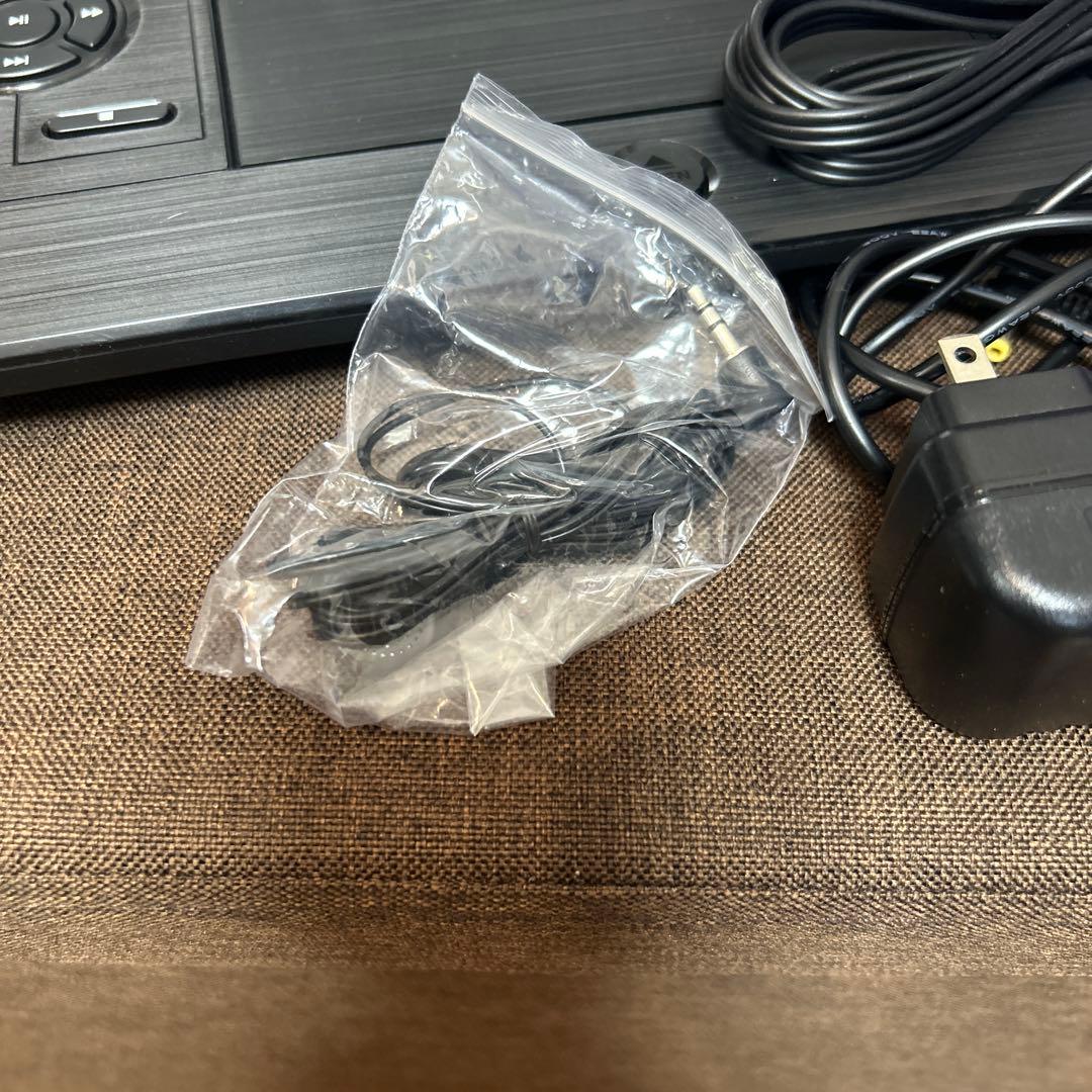 ポータブルブルーレイ/DVDプレーヤー 11.6インチ リモコン付き