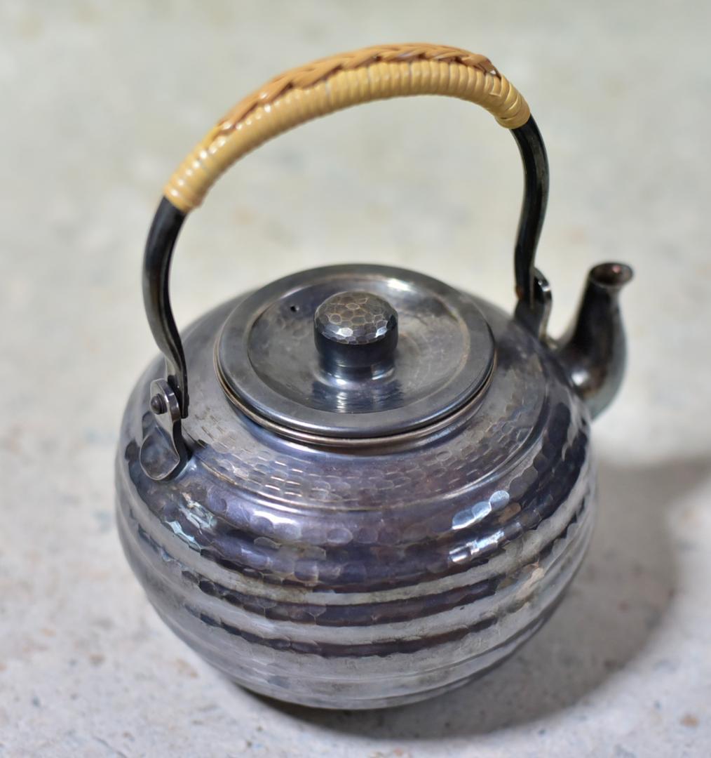 秀峰堂　いぶし銀湯沸かし【極上品】　銀瓶　囲炉裏/お茶道具