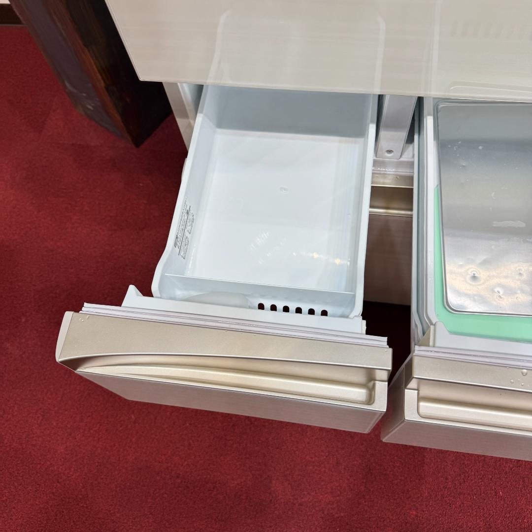 東京23区送料無料　極美品東芝6ドア冷蔵庫　551L製氷機有　GR-S550FZ