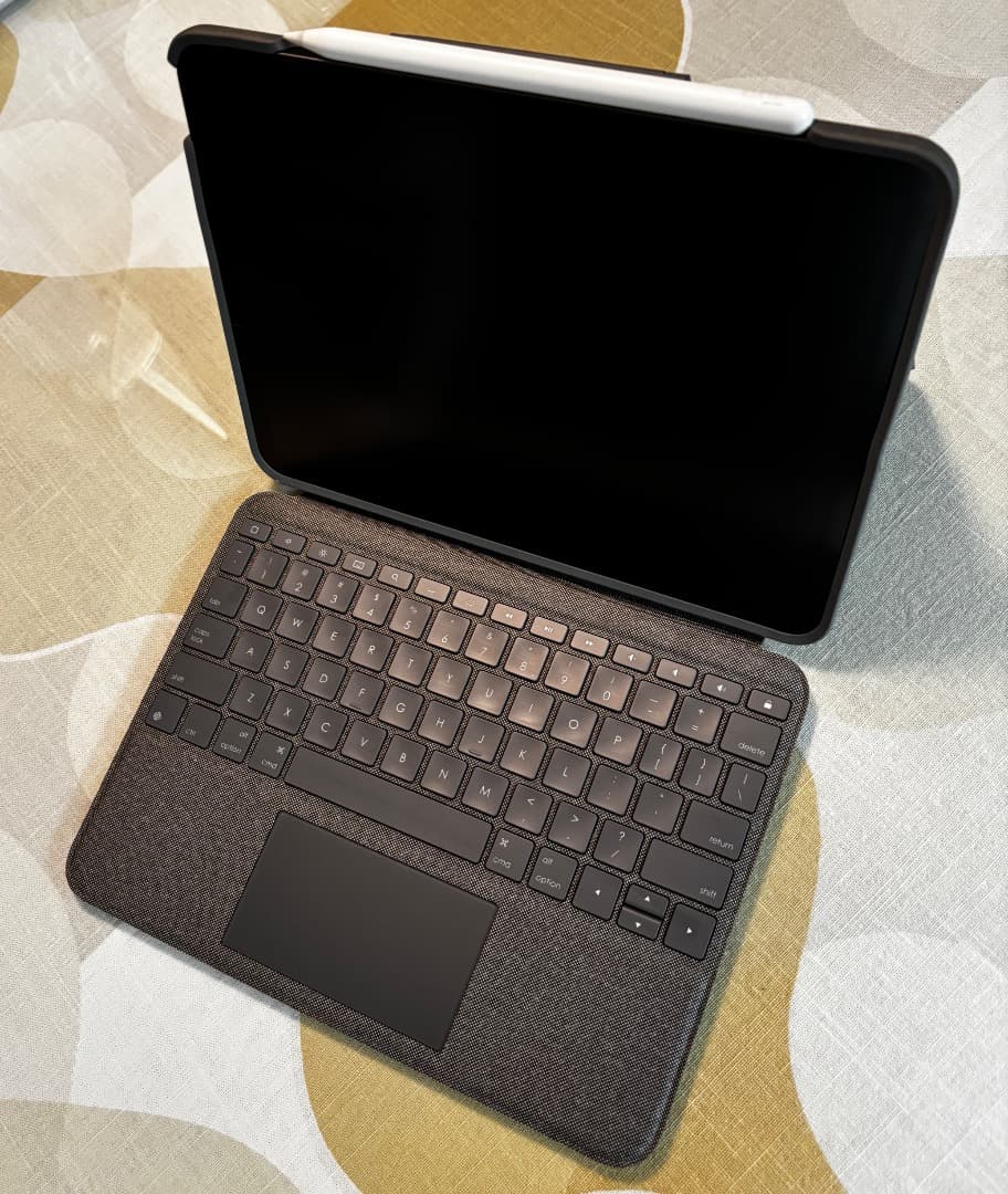 iPad Air Gen4 256GB セルラー + US Keyboard