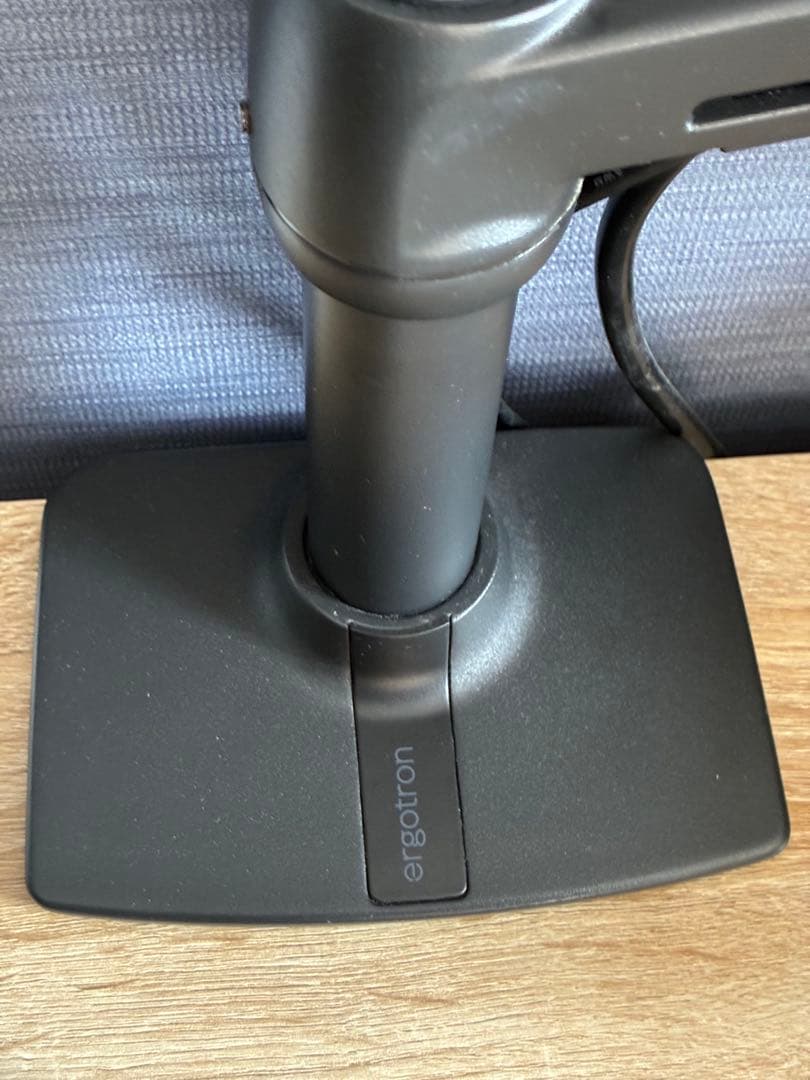 エルゴトロン LX デスクマウント モニターアーム