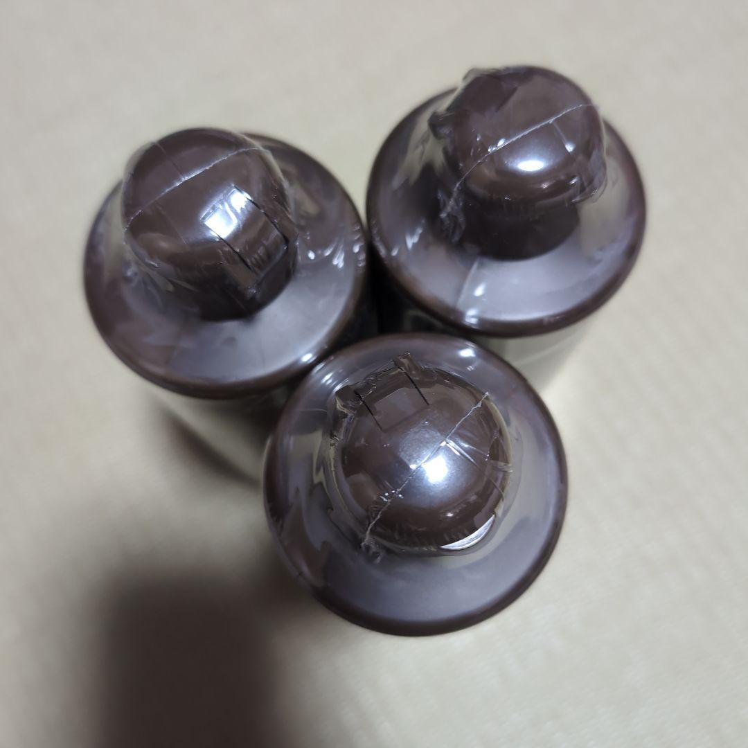 3/12　在庫処分　最終価格　小麦肌　タンニングローション　3本セット