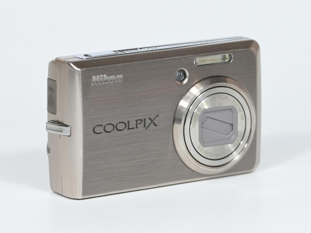【美品】 ニコン　Nikon COOLPIX S600 ピンクゴールド
