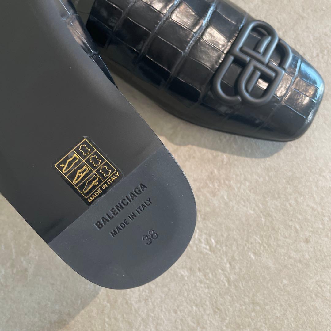 BALENCIAGA ブラックレザーサンダル 38