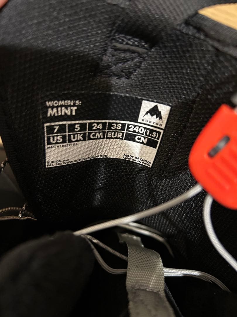 新品未使用 Burton Mint スノーボードブーツ 24.0cm