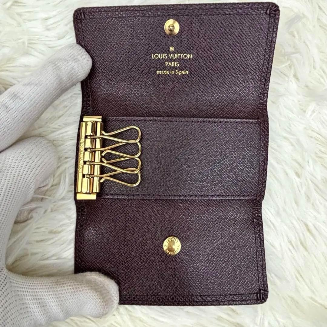 未使用級！ ルイヴィトン タイガ ミュルティクレ4 M30526 キーケース