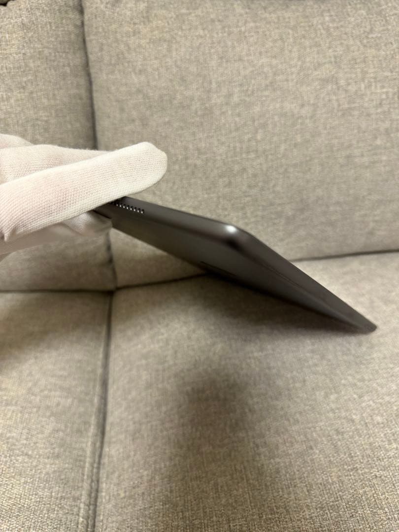 Apple iPad 第9世代 64GB SIMフリー 本体　スペースグレイ