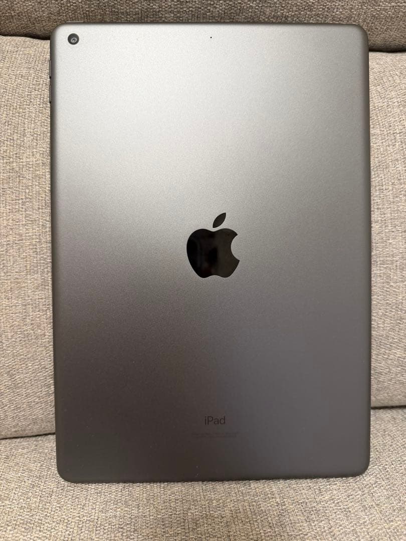 Apple iPad 第9世代 64GB SIMフリー 本体　スペースグレイ