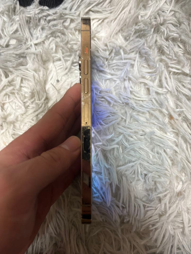 Apple iPhone 13 ゴールド 本体