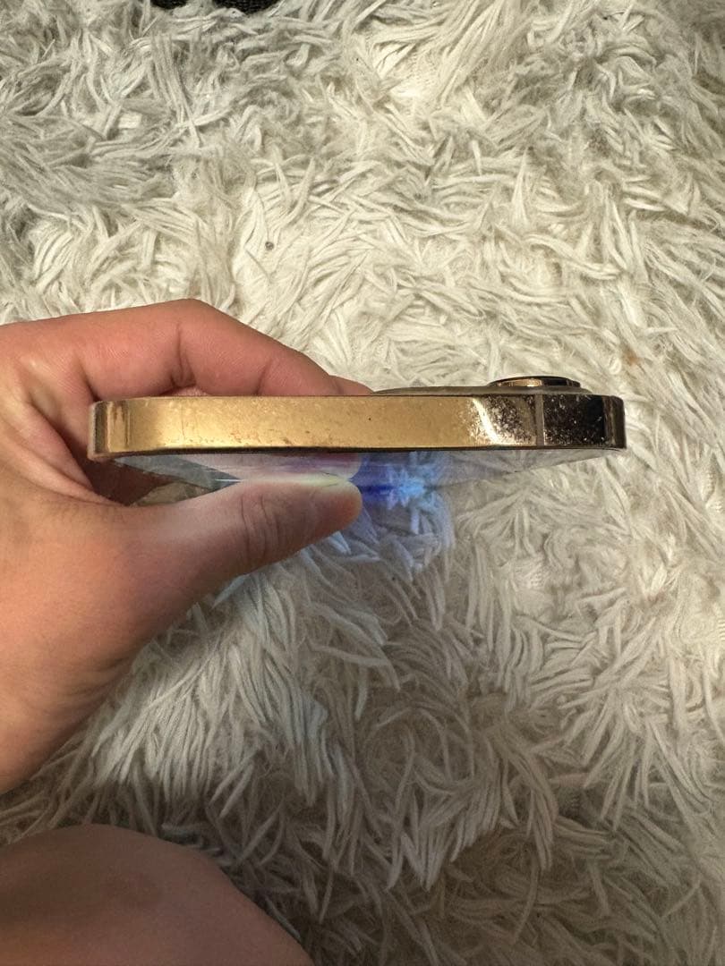 Apple iPhone 13 ゴールド 本体