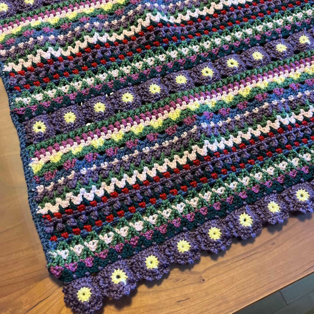 『ボーダーフラワーブランケット』ホビーラホビーレ〜手編み〜マルチカバー