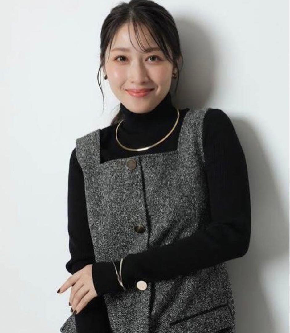 アプワイザーリッシェ　スクエアネックミニジャンスカ