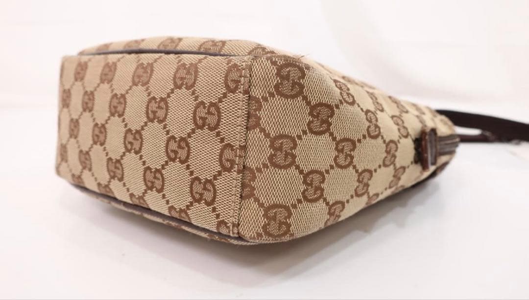 GUCCI ショルダーバッグ クロスボディ GGキャンバス GG柄