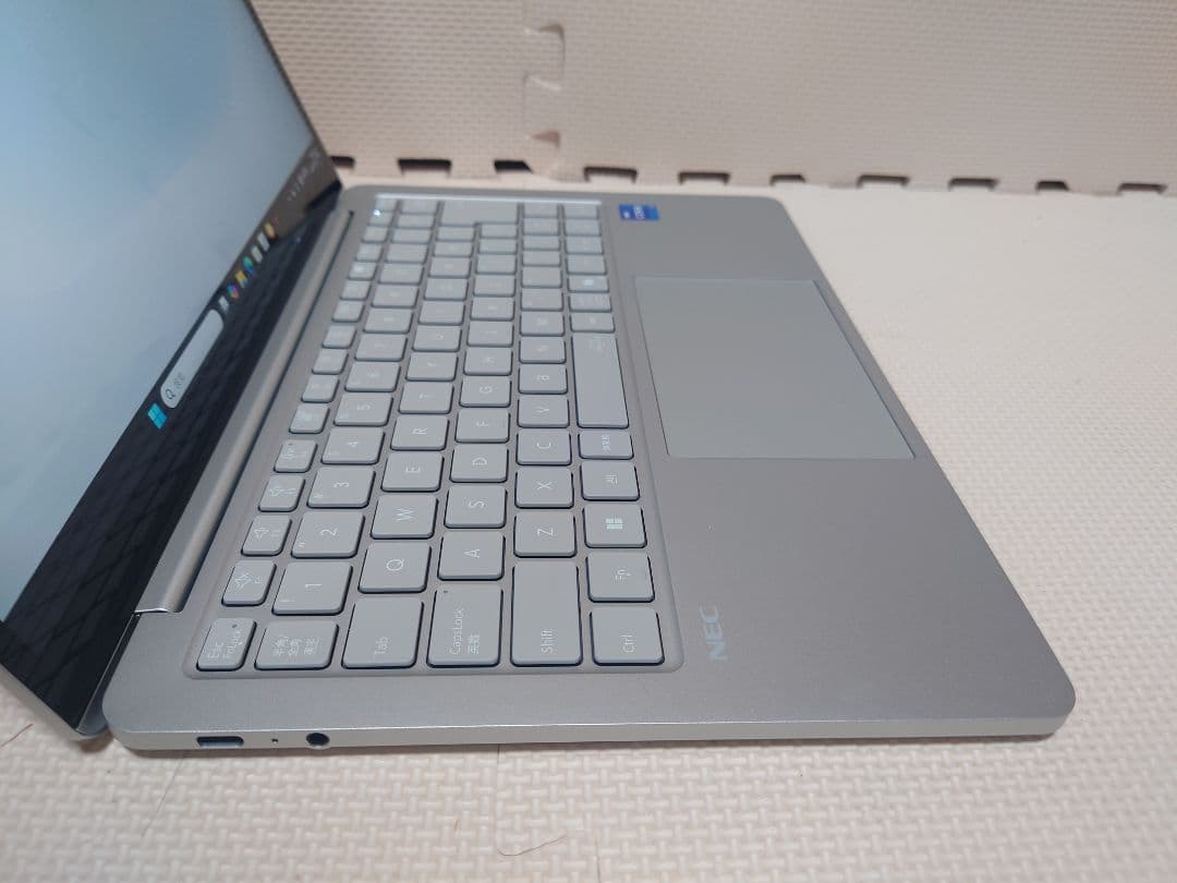 極美品NEC Lavie SOL/i7-1355U/16Gメモリ/タッチパネル