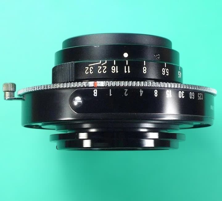 接写レンズ TOMINON 105mm 4.5