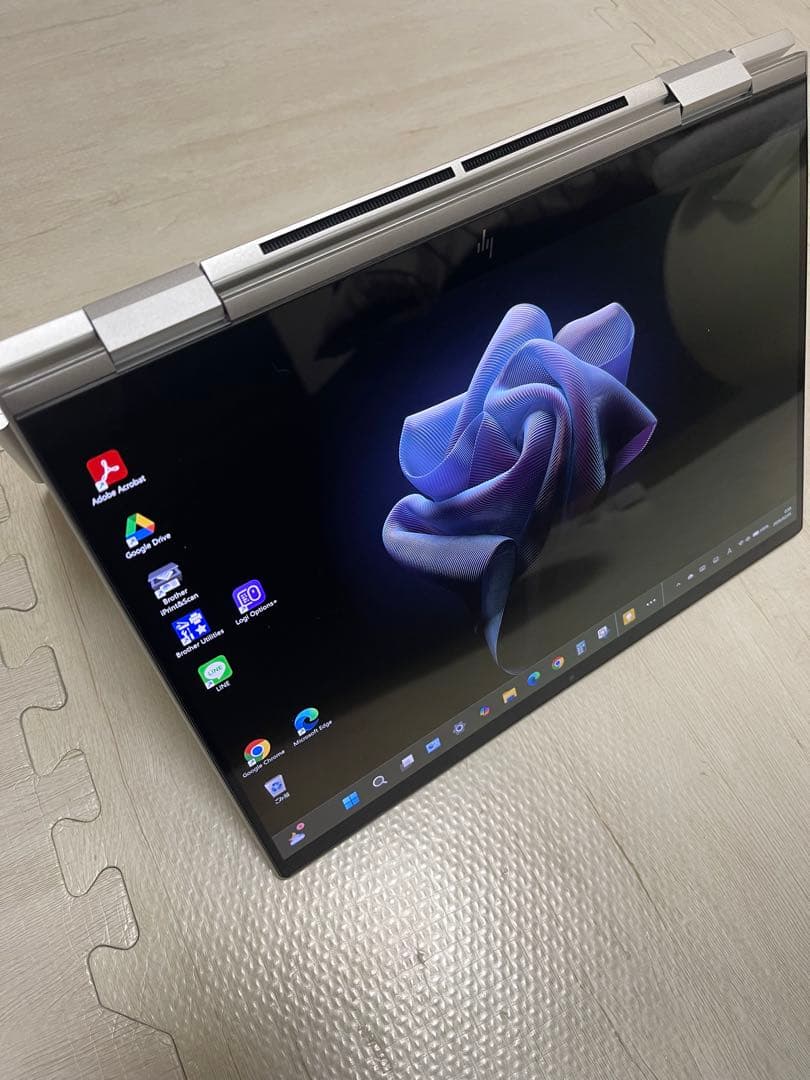 【美品】OLED高精細 HP Envy x360 i5 16GB 512GB