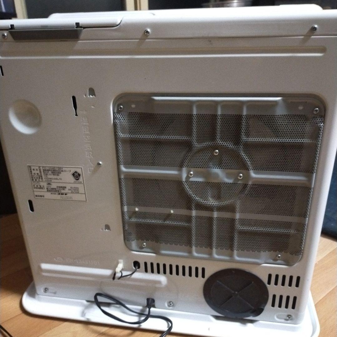 送料無料　コロナ　CORONA 石油ストーブ　ファンヒーター　ストーブ　暖房