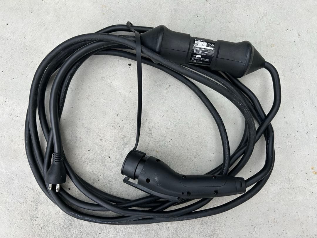 VOLVO 純正 EV PHEV 電気自動車 充電ケーブル32257793