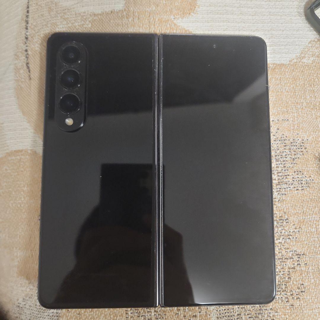 Samsung Galaxy Z Fold 4 本体