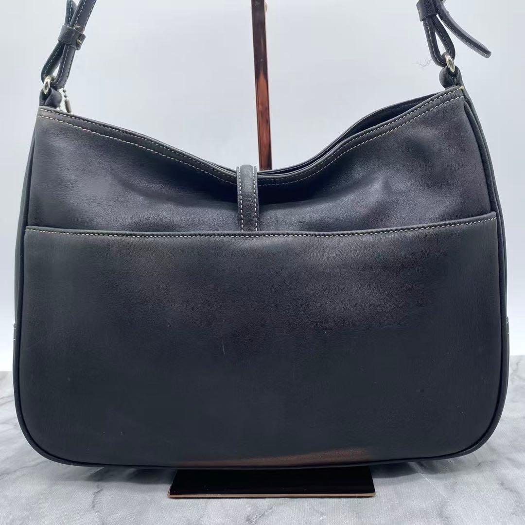 コーチ　ショルダーバッグ　肩掛け　レザー　ブラック　7778