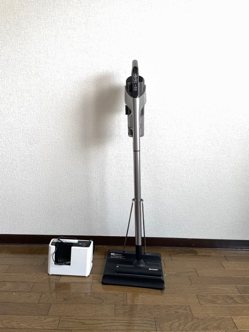 SHARP コードレススティック掃除機 EC-FR9-B