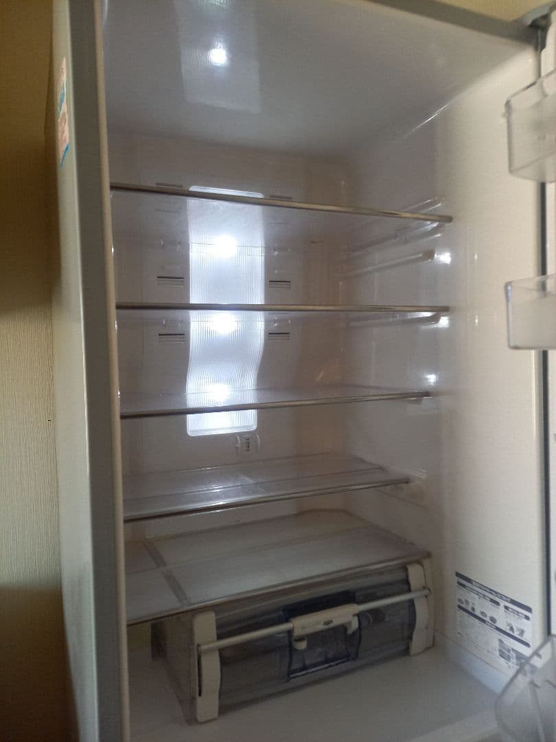 【直接引き渡し】HITACHI ノンフロン冷凍冷蔵庫 R-S37CMV