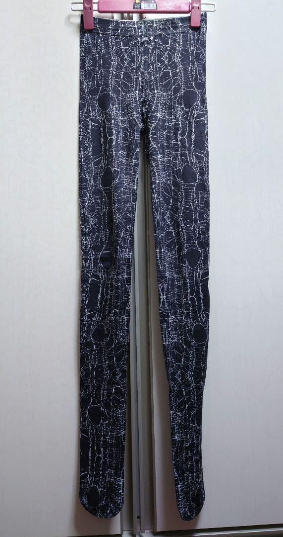 alice auaa アリスアウアア　ネットプリントタイツ　黒