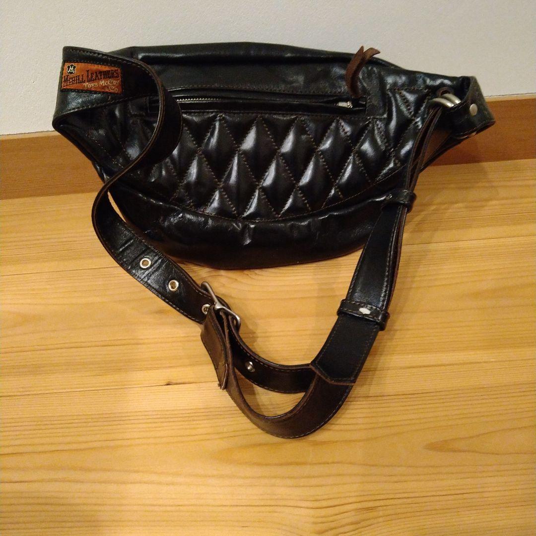 トイズマッコイボディバック