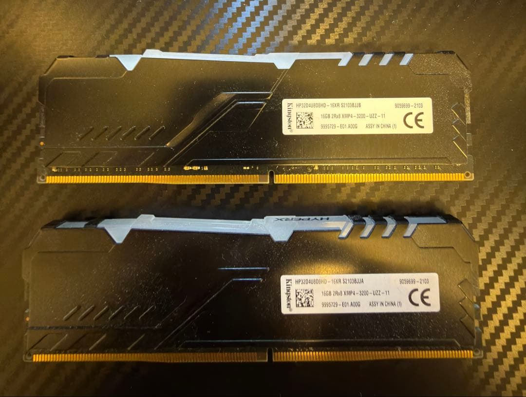 Kingston hyperX DDR4 3200 16gb ×2