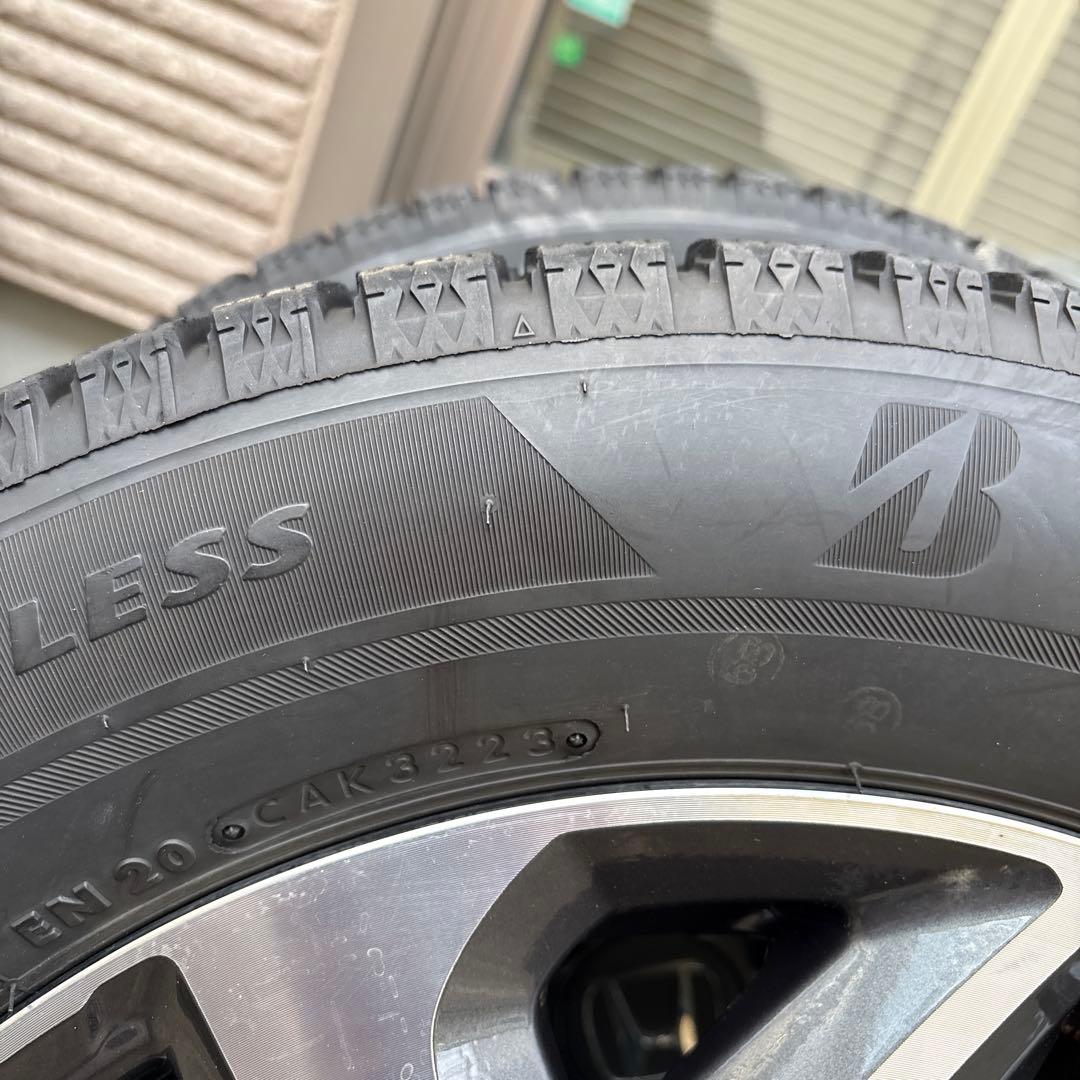 ホンダ純正アルミホイールスタッドレスタイヤブリヂストンブリザックVRX2