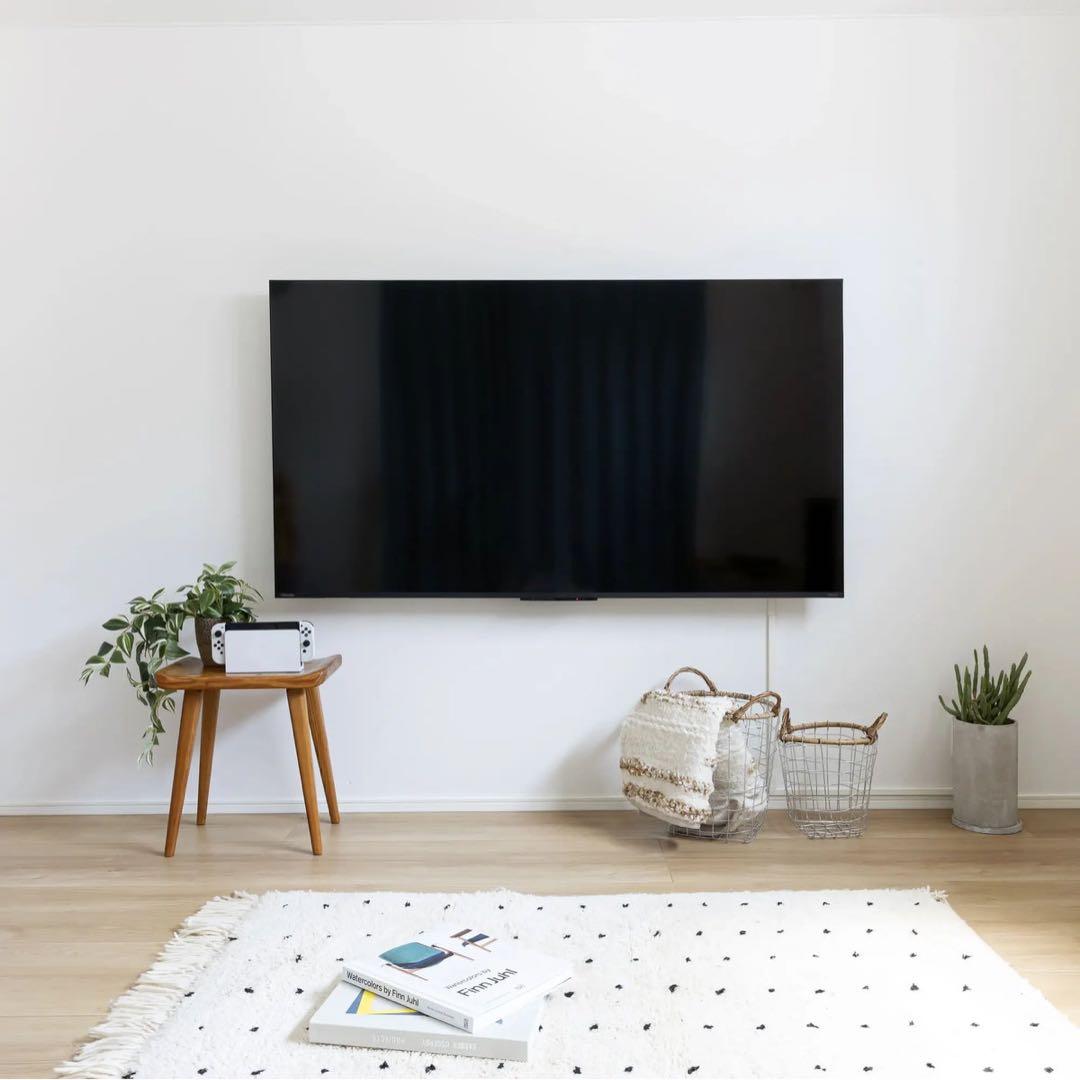 【値下げ中】FLOAT テレビ 壁掛け金具 石膏ボード 賃貸 現状復帰可能