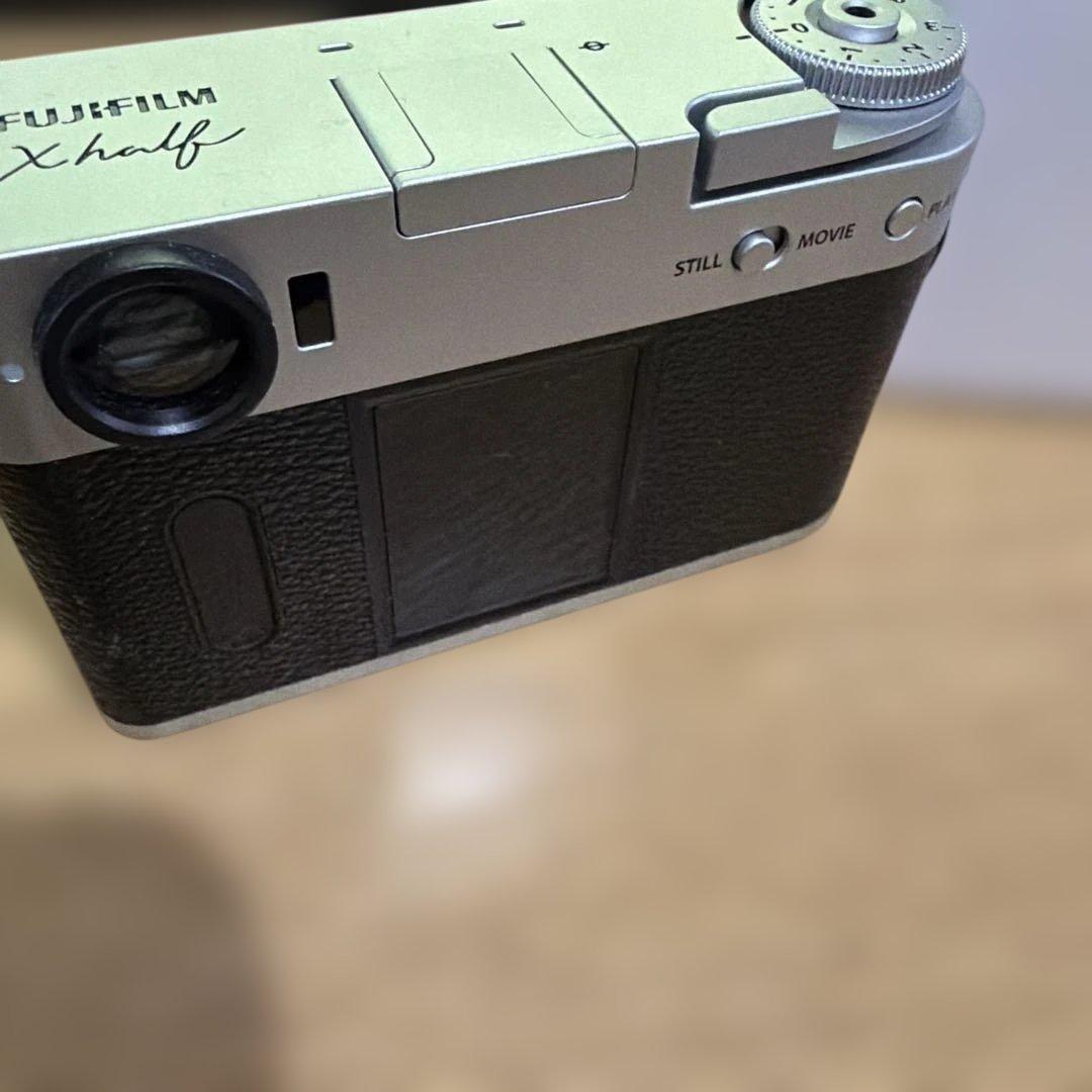 デジタルカメラ FUJIFILM X half FX-HF1 S JP