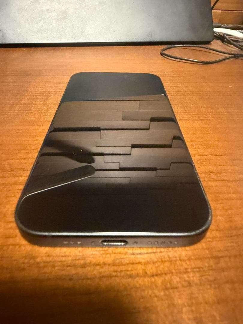 iPhone15 128GB SIMフリー ブラック　美品