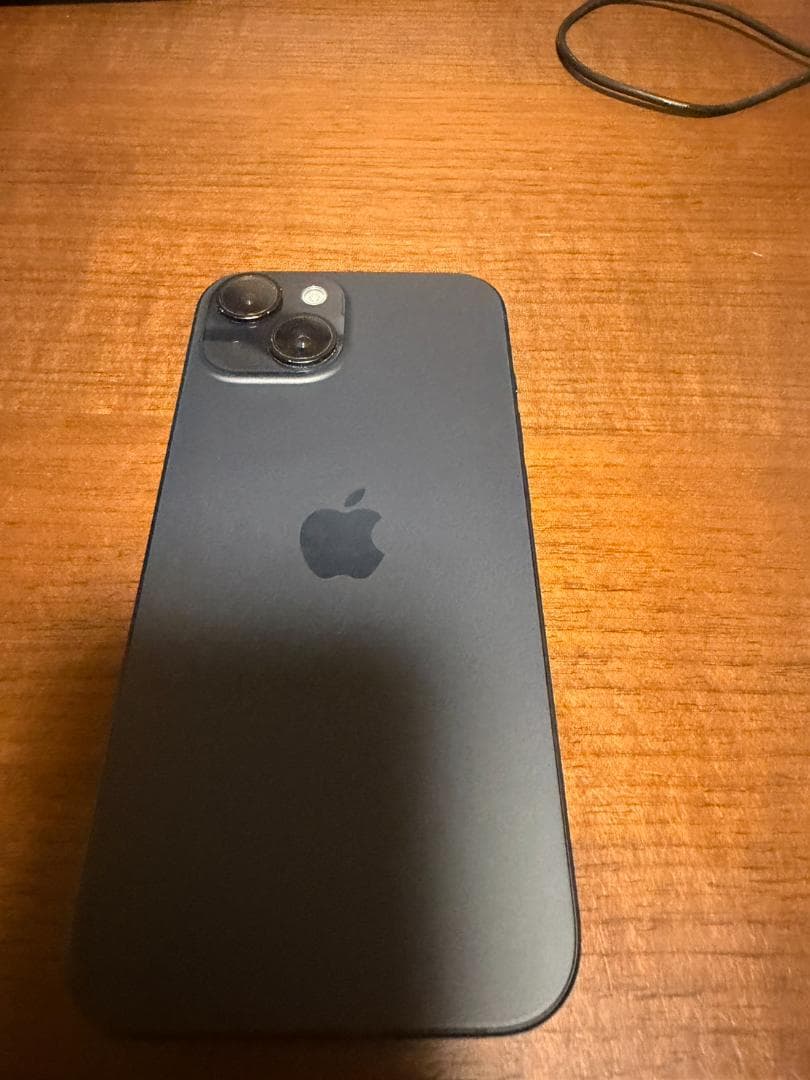 iPhone15 128GB SIMフリー ブラック　美品