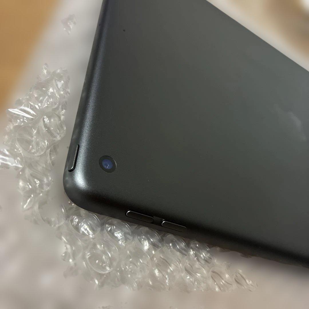 【訳有り】iPad第９世代　10.2インチ 64GB Wi-Fi 付属品完備