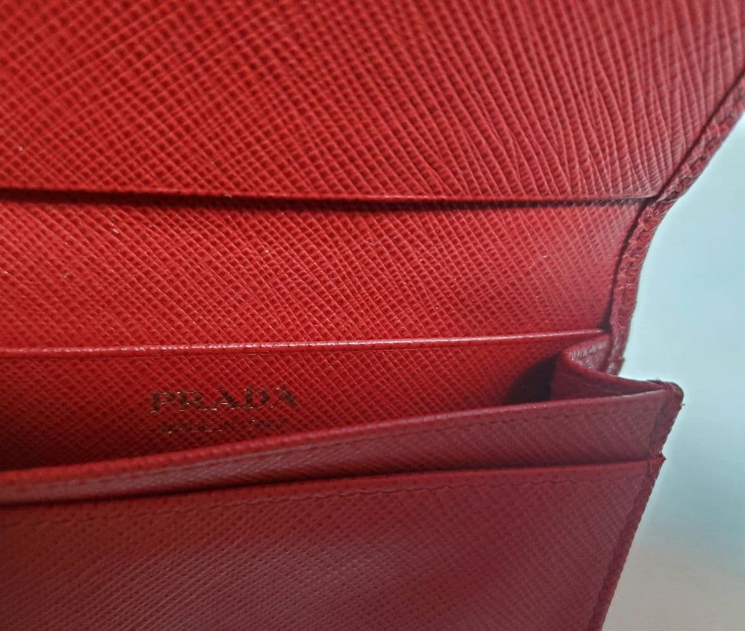 PRADA プラダ　サフィアーノレザー 名刺入れ レッド　赤