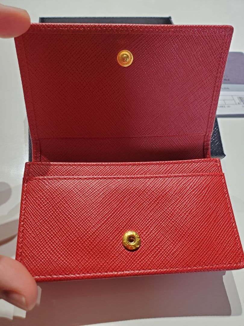 PRADA プラダ　サフィアーノレザー 名刺入れ レッド　赤