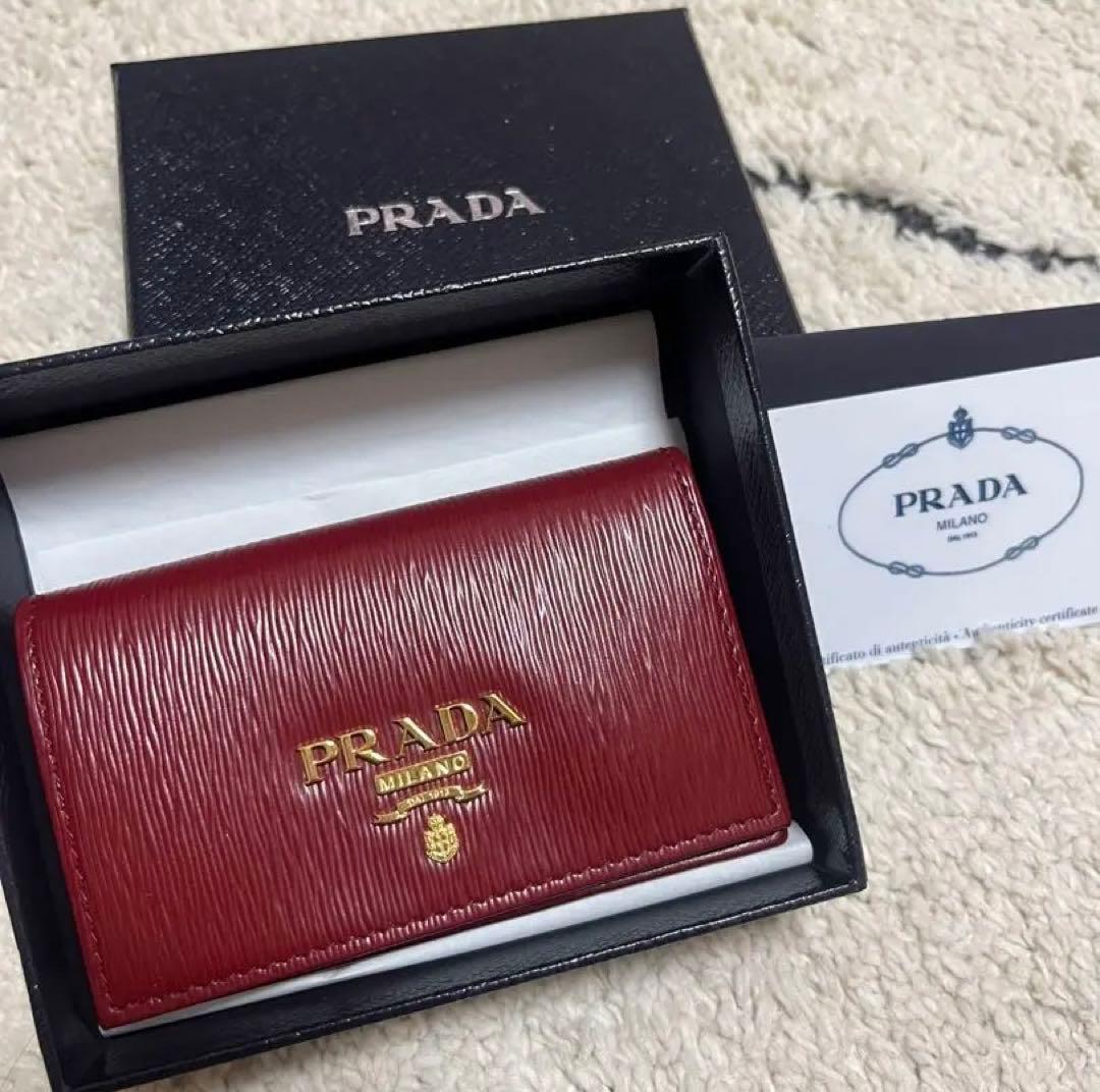PRADA 名刺入れ カードケース